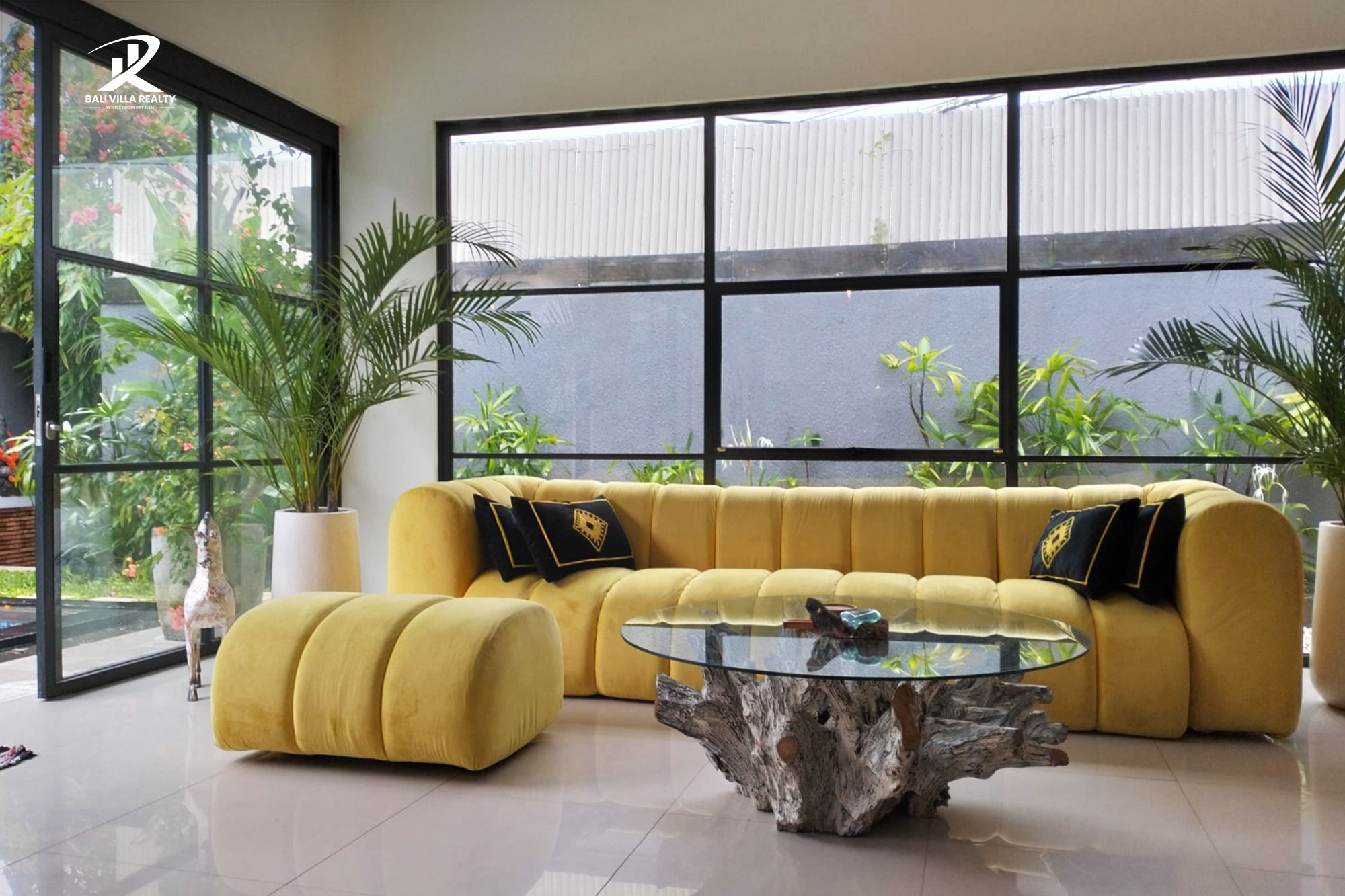Beautiful 2 Bedroom Villa for Yearly Rental in Bali Umalas