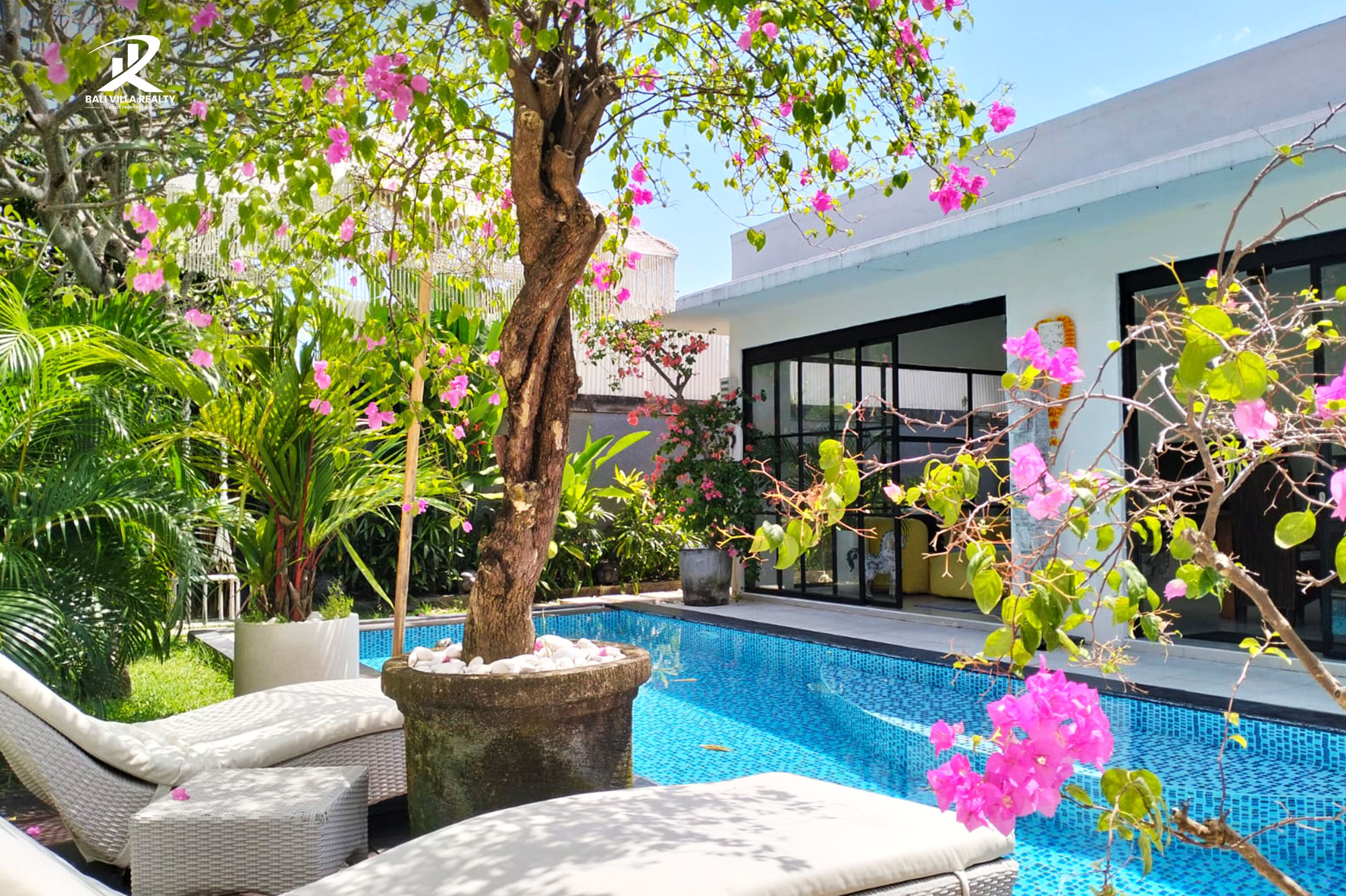 Beautiful 2 Bedroom Villa for Yearly Rental in Bali Umalas