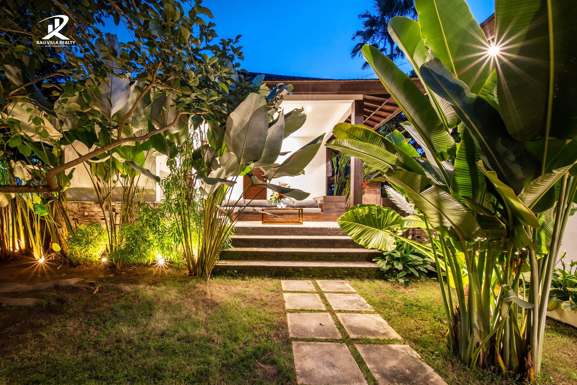 Beautiful 5 Bedroom Villa for Sale Leasehold in Bali Ubud