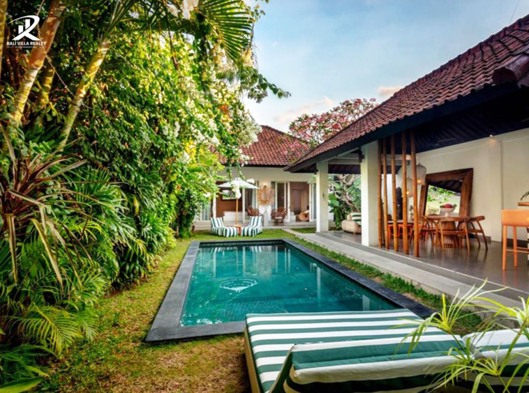 Cozy 2 bedroom villa for Sale Leasehold in Bali seminyak