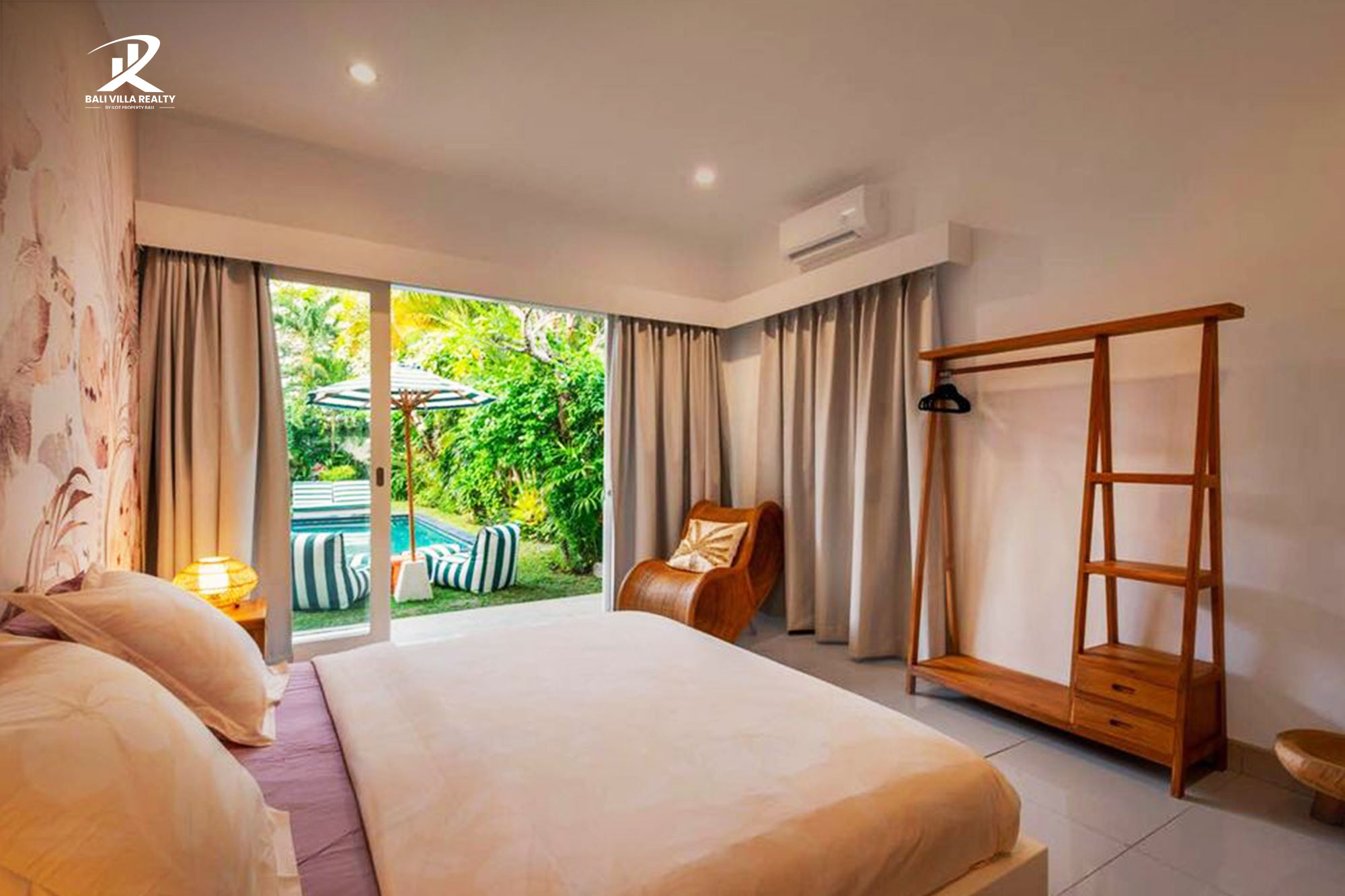Cozy 2 bedroom villa for Sale Leasehold in Bali seminyak