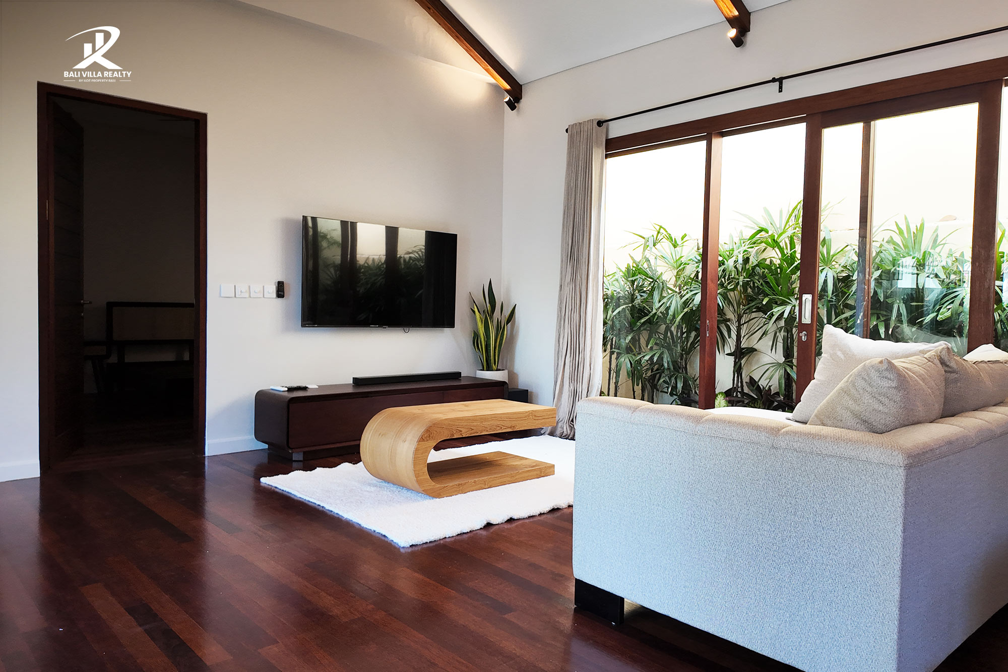 Perfectly Located 3 Bedroom Villa for Sale Leasehold in Bali Sanur