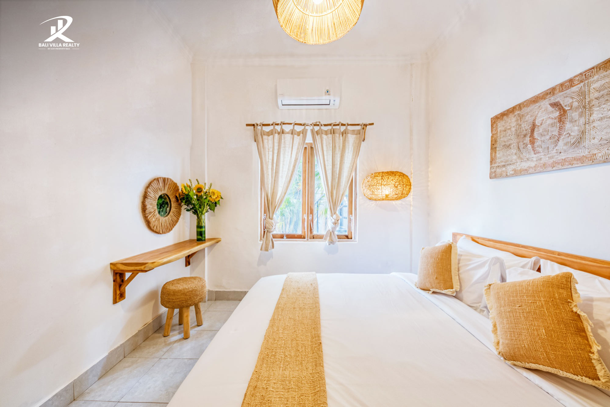6 Bedrooms Villa for Yearly Rental in Canggu Bali