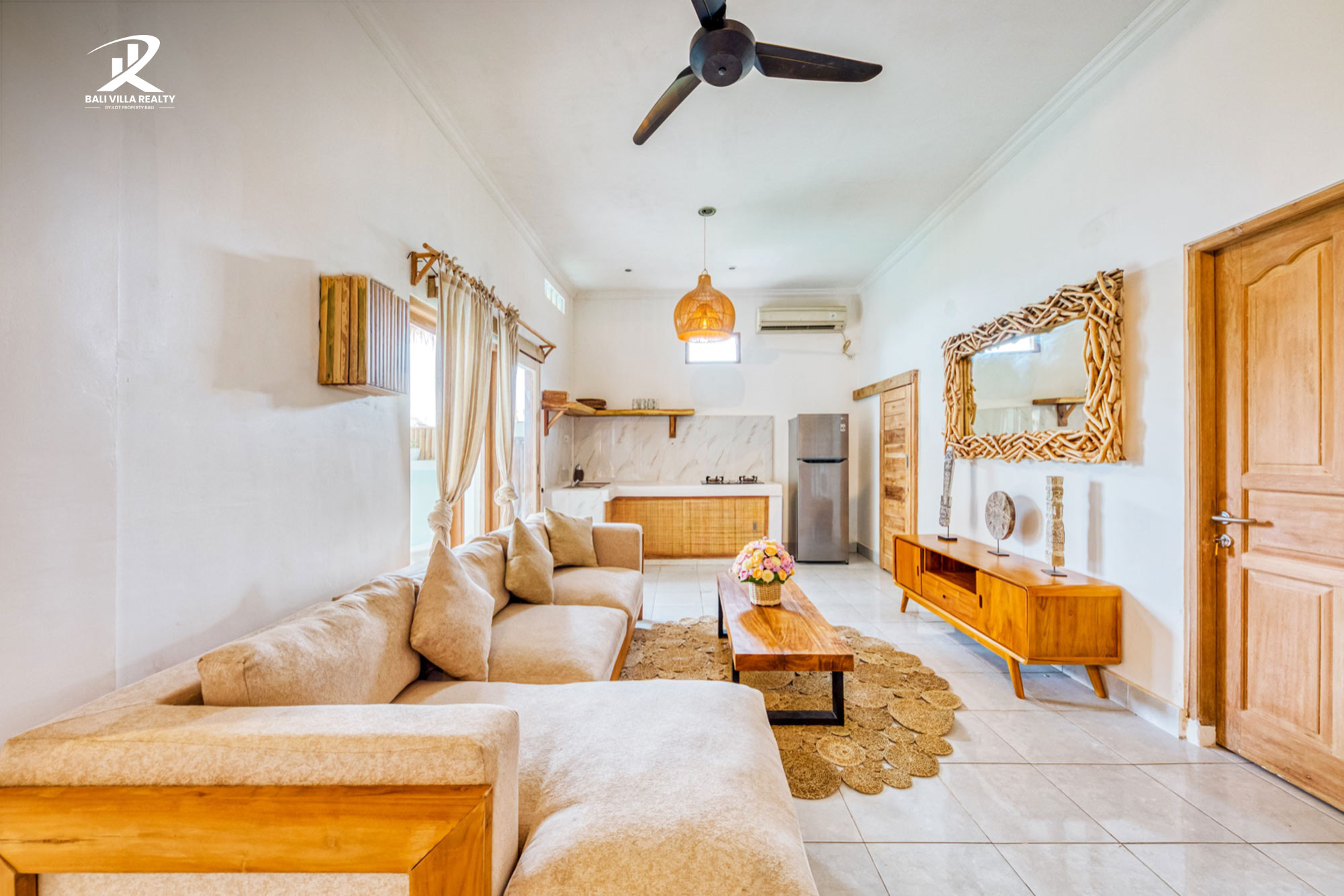 6 Bedrooms Villa for Yearly Rental in Canggu Bali