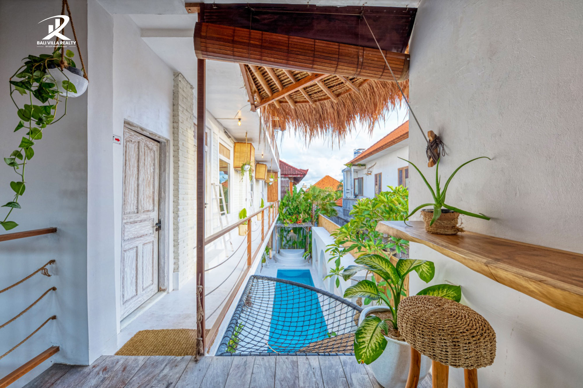 Spacious 9 Bed-room Villa for Yearly Rental with Stunning View in Canggu