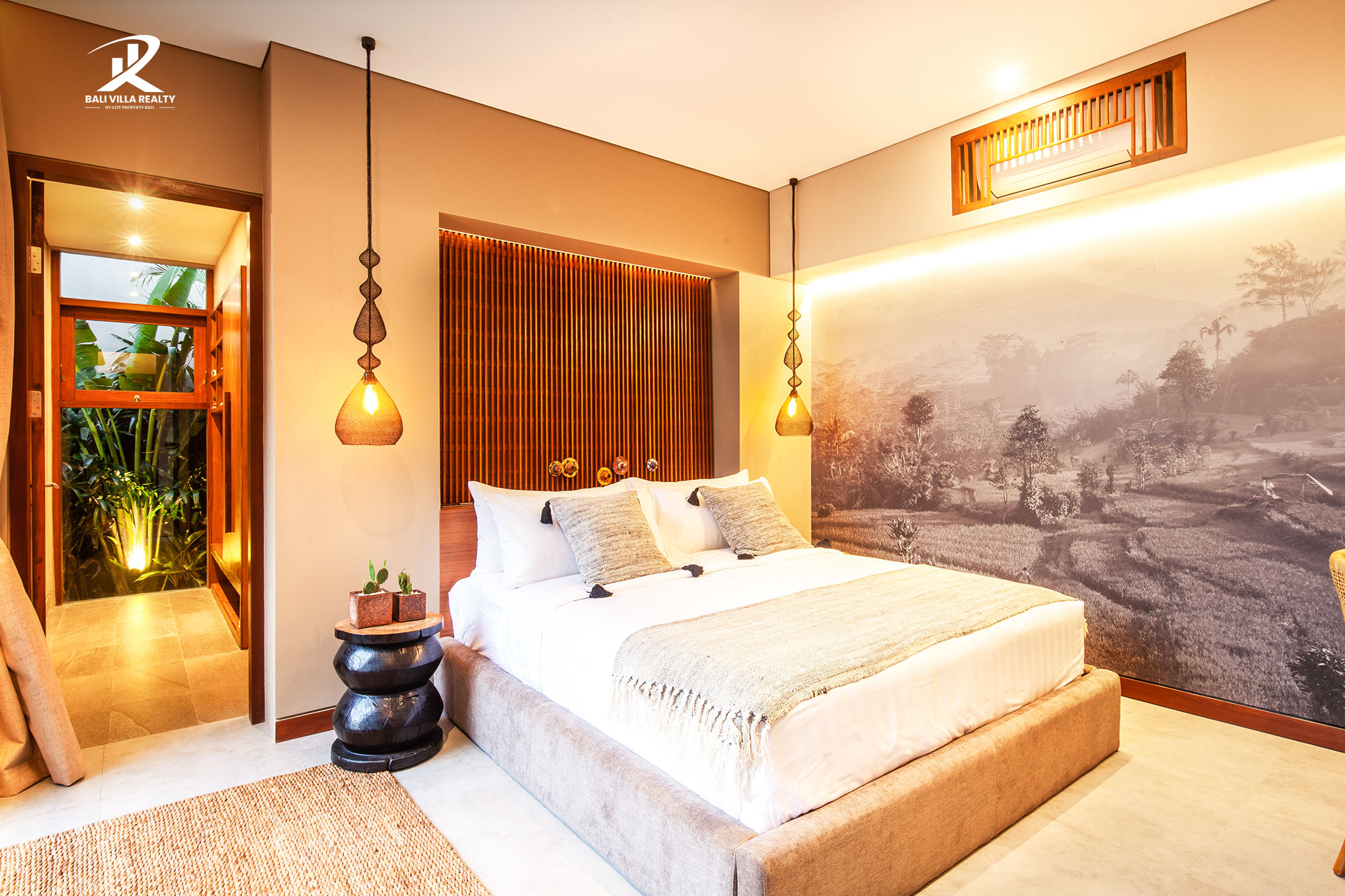 6-Bedroom Bali Villa For Sale Leasehold in Canggu