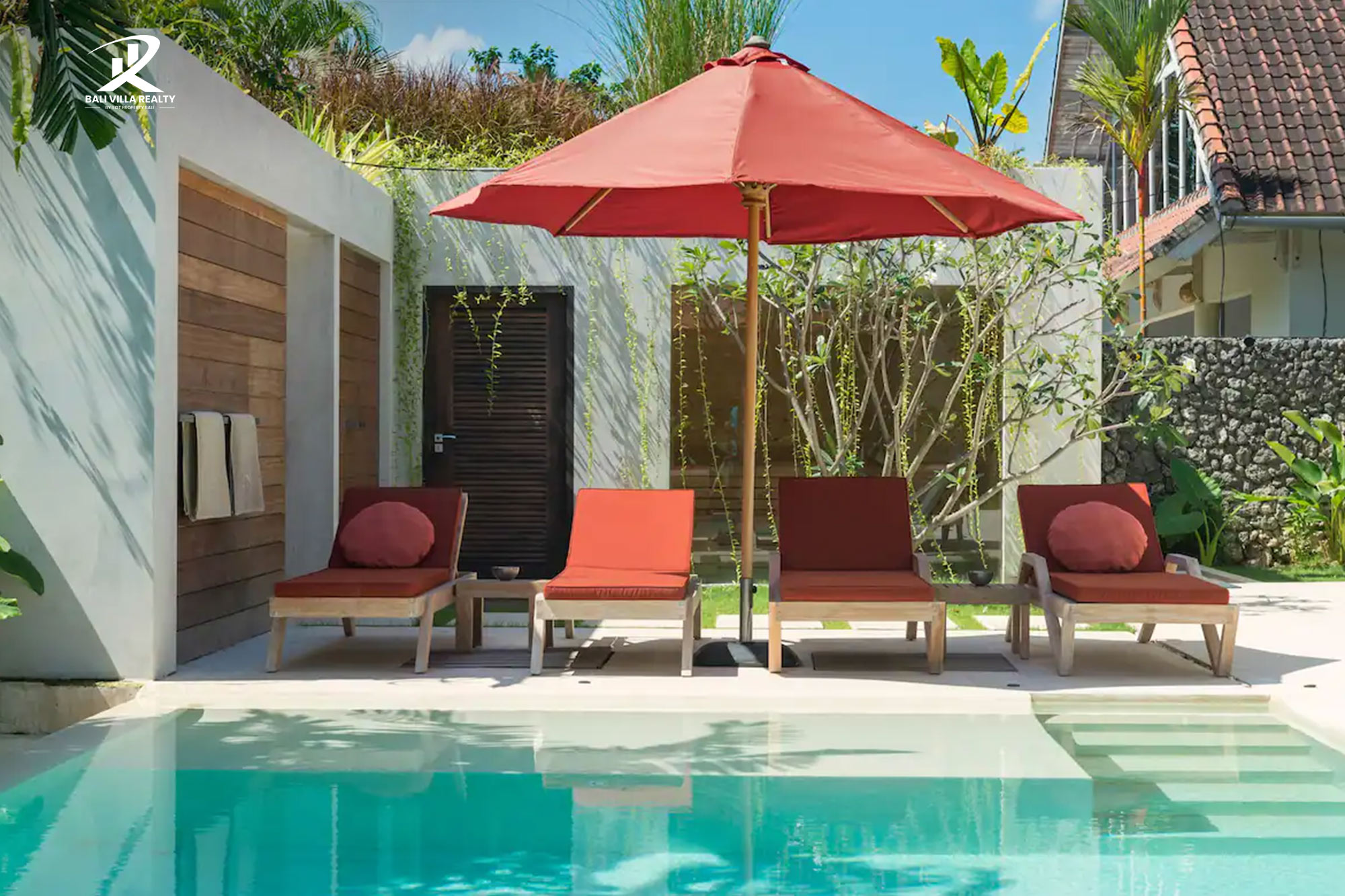 Luxurious 4 Bedroom Villa in Oberoi Seminyak