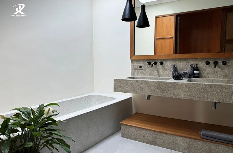 bathroom amenity