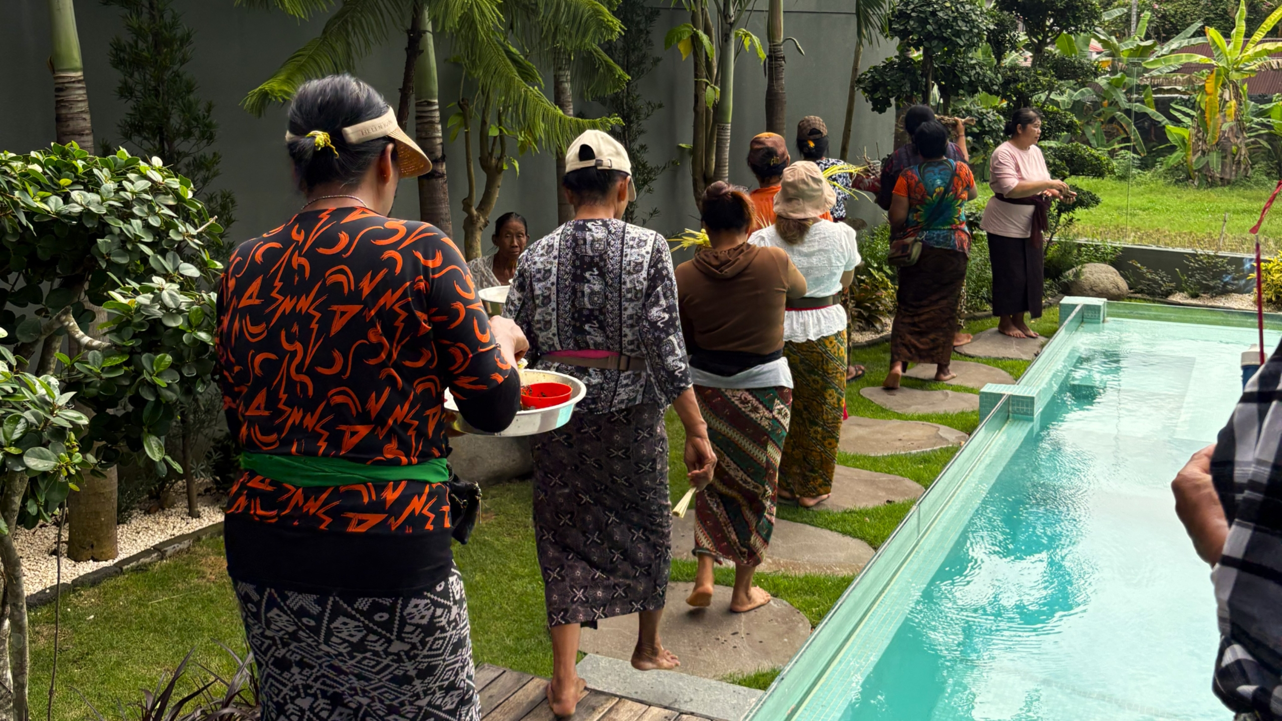 bali melaspas ceremony