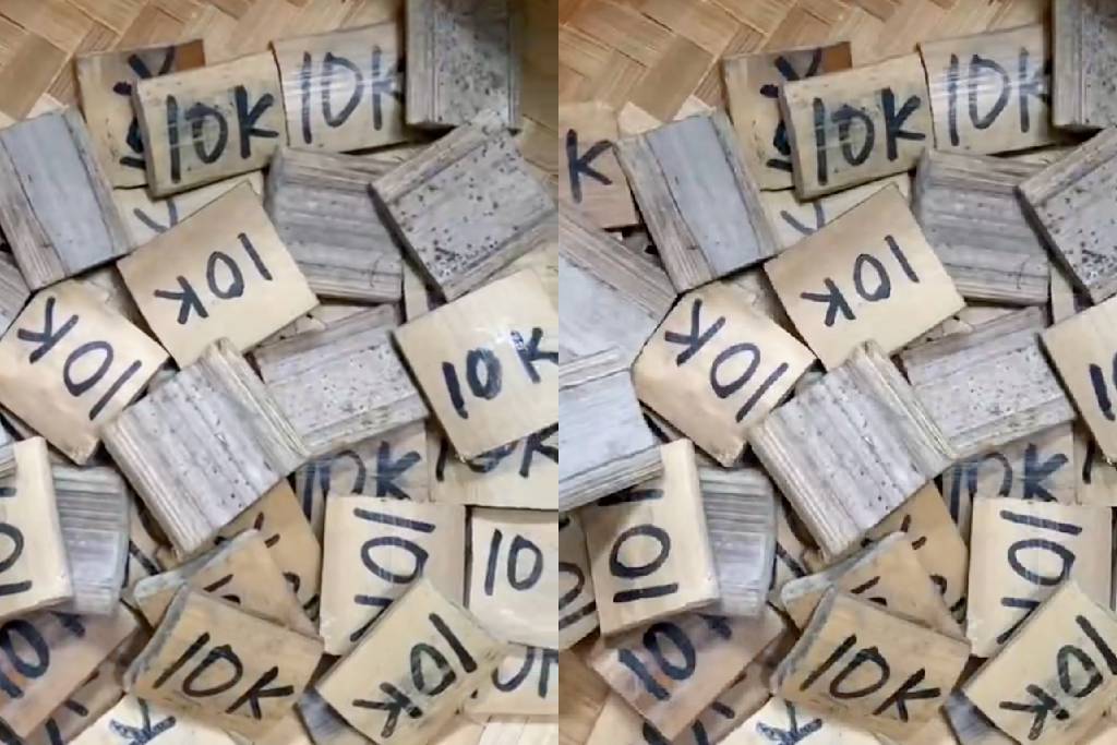 penglipuran bamboo coin